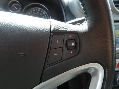 Used 2014 Chevrolet Captiva Sport LT w/ Convenience Package FWD image 21