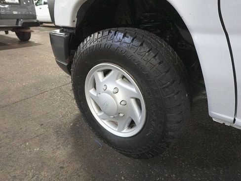 Used 2009 Ford E-350 and Econoline 350 Super Duty image 20