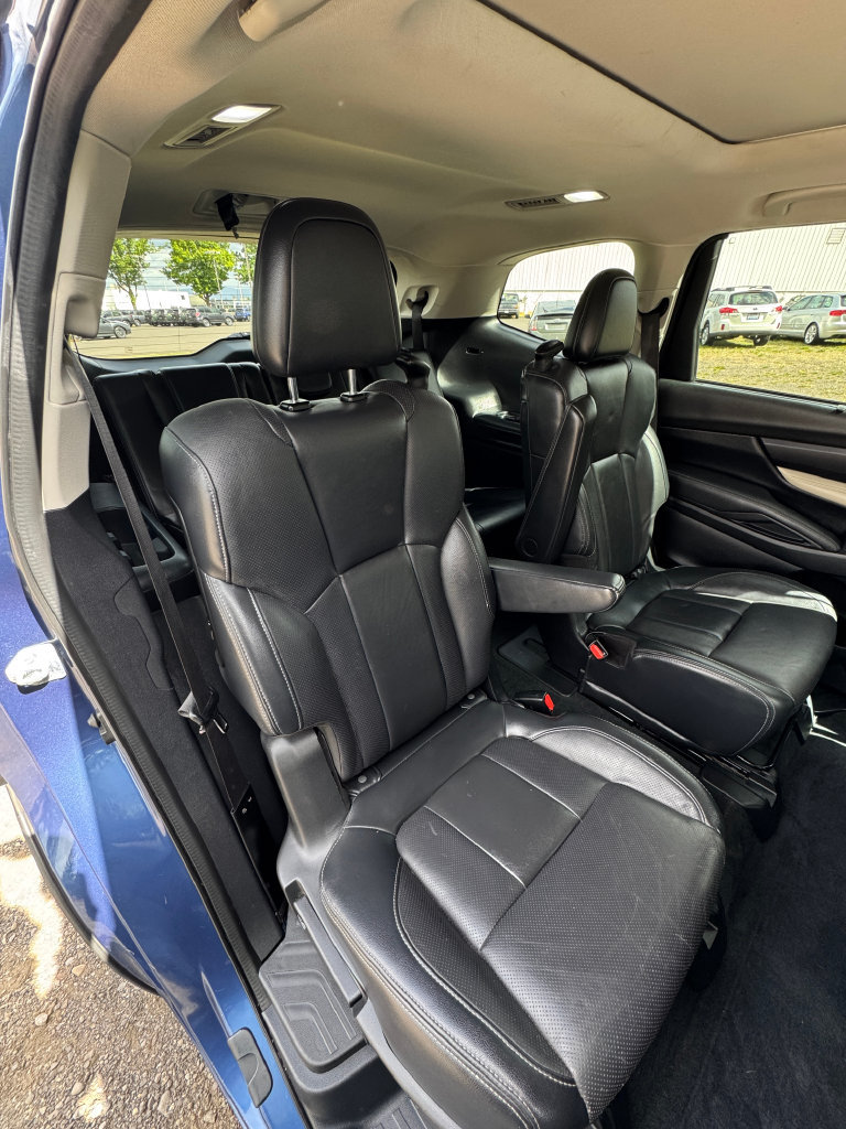 Used 2021 Subaru Ascent Limited w/ Technology Package AWD/4WD image 27