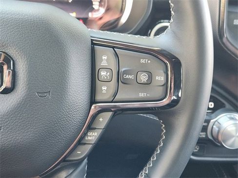 Used 2025 RAM 1500 Limited w/ Trailer Tow Group image 30