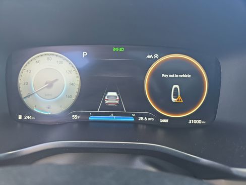 Used 2023 Hyundai Santa Fe SEL w/ Premium Package image 19