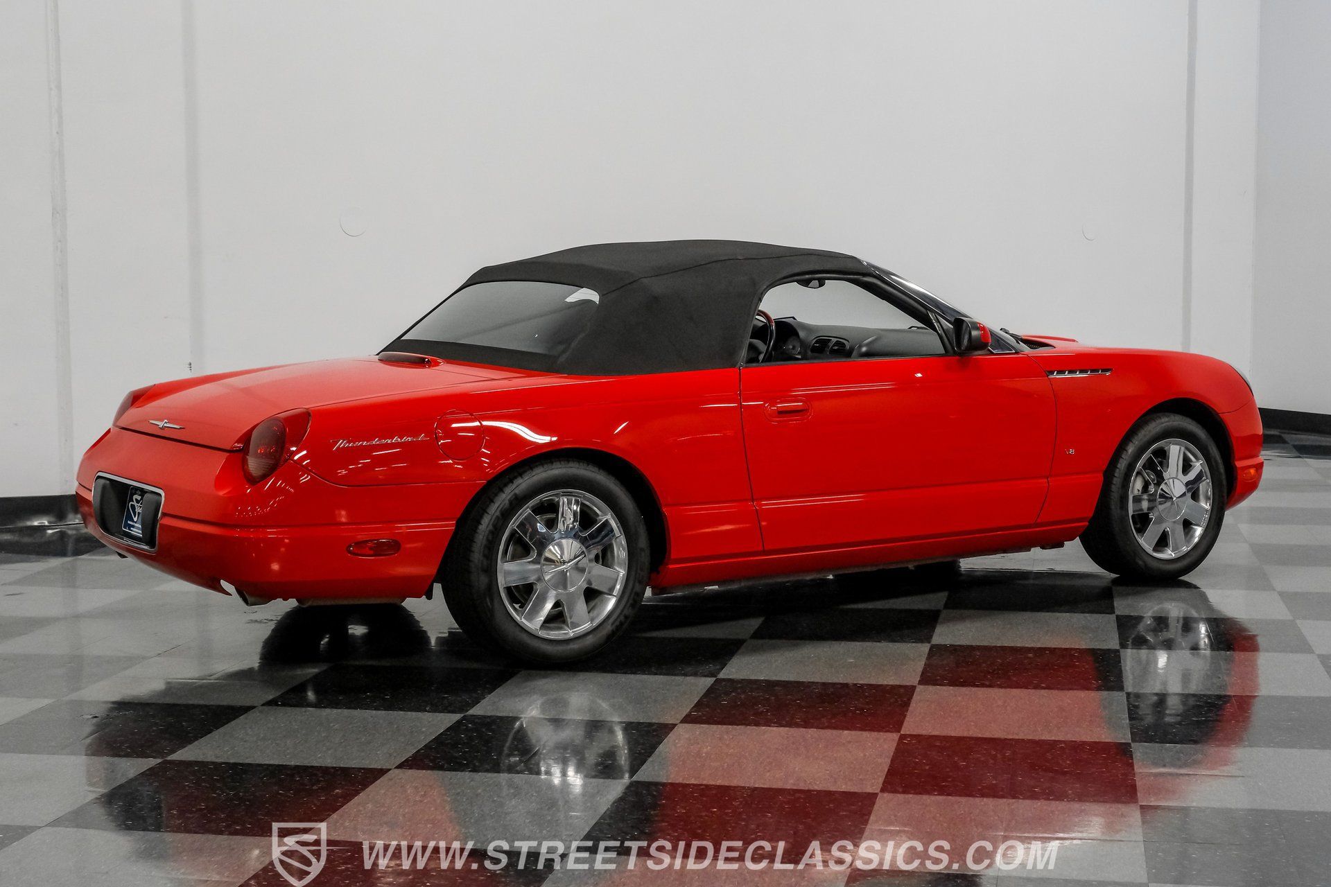 Used 2003 Ford Thunderbird RWD image 12