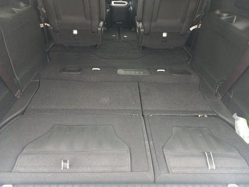 New 2025 Chrysler Pacifica Select image 13