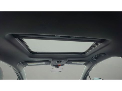 Certified 2017 Chevrolet Cruze Premier image 13