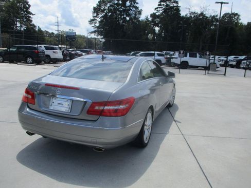 Used 2010 Mercedes-Benz E 350 Coupe image 10