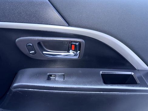 Used 2015 MAZDA MAZDA5 Sport image 14