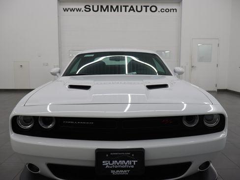 Used 2016 Dodge Challenger R/T Scat Pack RWD image 22