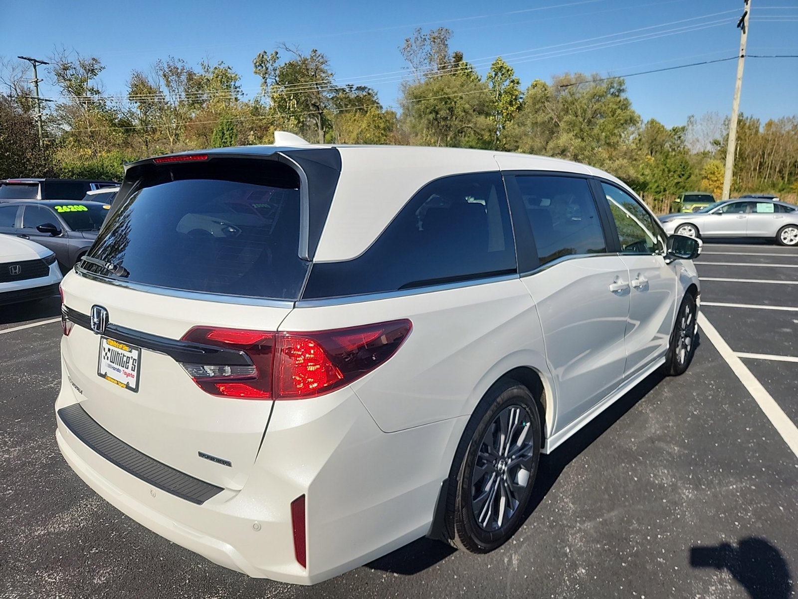 Used 2025 Honda Odyssey Touring image 6