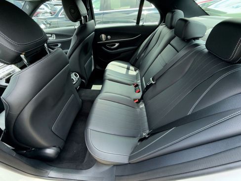 Used 2023 Mercedes-Benz E 350 4MATIC Sedan image 25