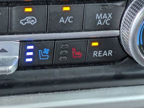 Used 2024 Ford Expedition Max Limited image 22