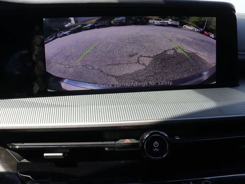 Used 2025 Nissan Murano SV AWD/4WD image 31