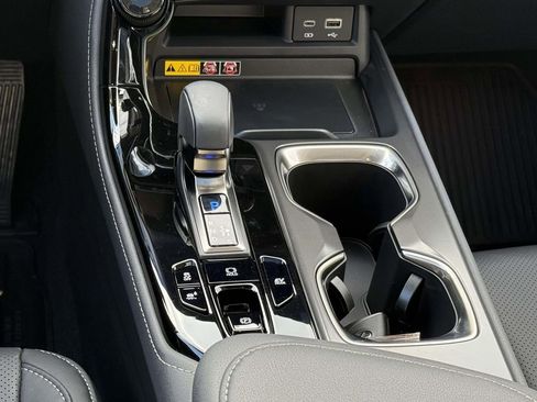 Used 2026 Lexus NX 350h AWD w/ Premium Package image 19