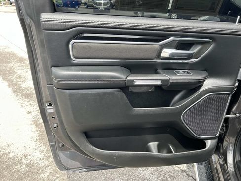 Used 2019 RAM 1500 Laramie w/ Sport Appearance Package AWD/4WD image 28