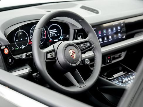 New 2026 Porsche Cayenne AWD/4WD image 9