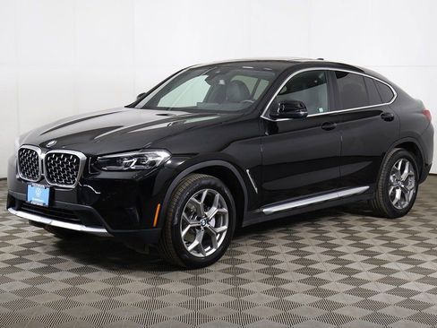 Used 2025 BMW X4 xDrive30i image 11