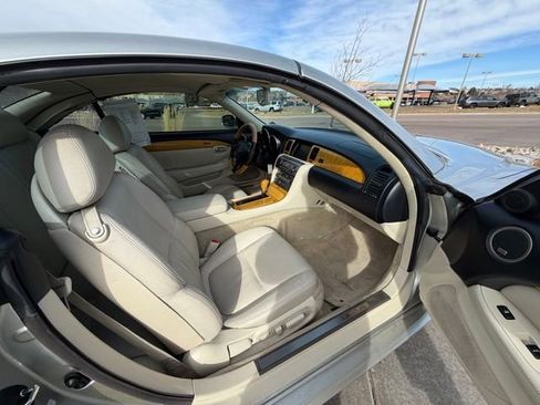 Used 2002 Lexus SC 430 Convertible image 25