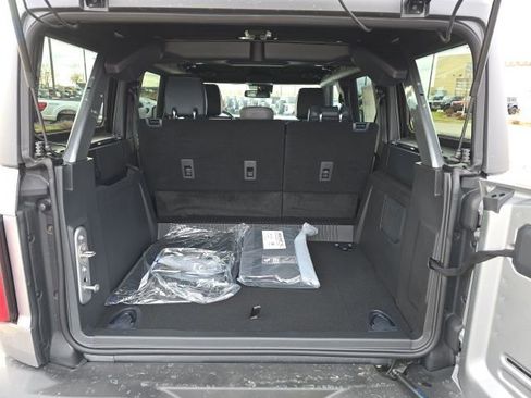 Used 2024 Ford Bronco Outer Banks image 16