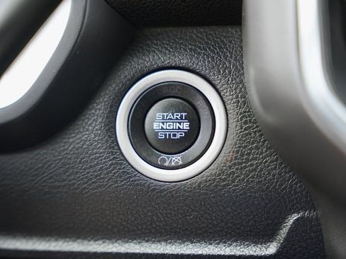 Used 2022 RAM 3500 Big Horn image 23