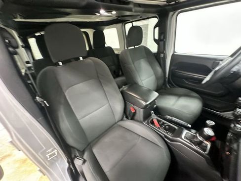 Used 2023 Jeep Wrangler Sport S image 25
