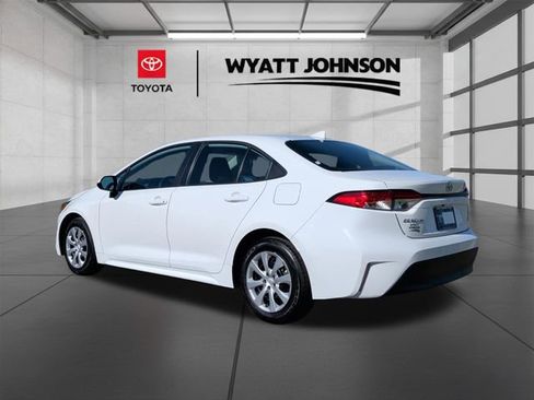 Used 2024 Toyota Corolla LE FWD image 3