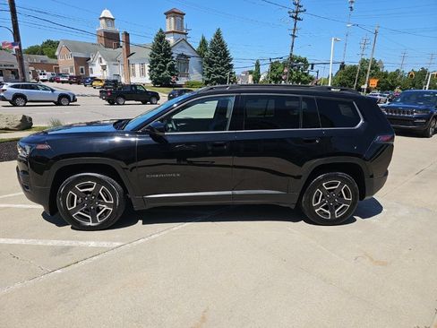 Certified 2026 Jeep Cherokee Limited AWD/4WD image 10