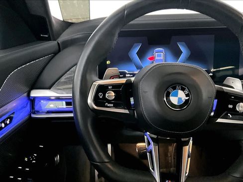 Used 2023 BMW 760i xDrive AWD/4WD image 24