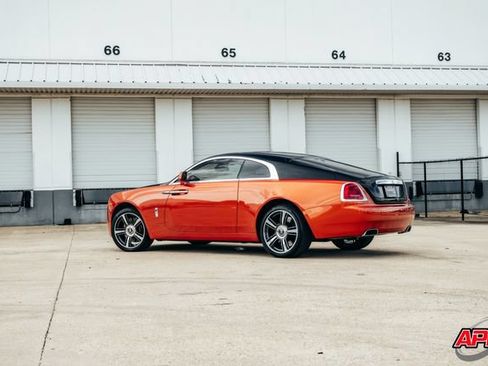 Used 2015 Rolls-Royce Wraith RWD image 55