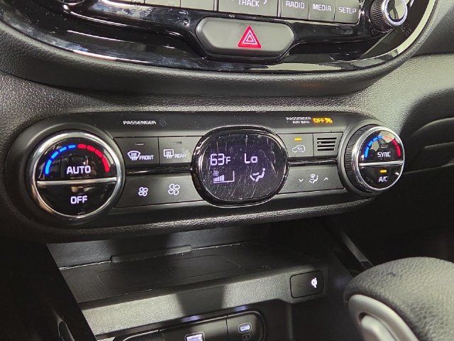Certified 2023 Kia Soul S FWD image 18