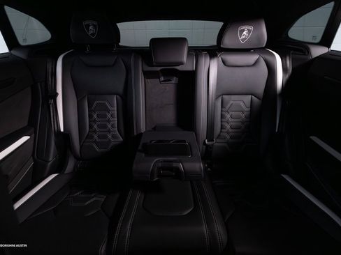 New 2025 Lamborghini Urus SE image 44