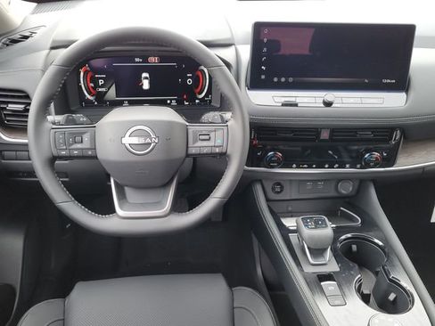 New 2026 Nissan Rogue Platinum image 11