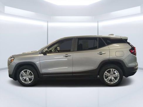 Used 2024 GMC Terrain SLE FWD image 6