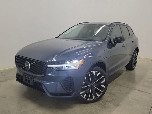 New 2026 Volvo XC60 T8 Ultra w/ Protection Package Premier AWD/4WD image 33