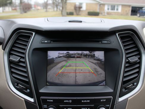 Used 2017 Hyundai Santa Fe Sport image 24