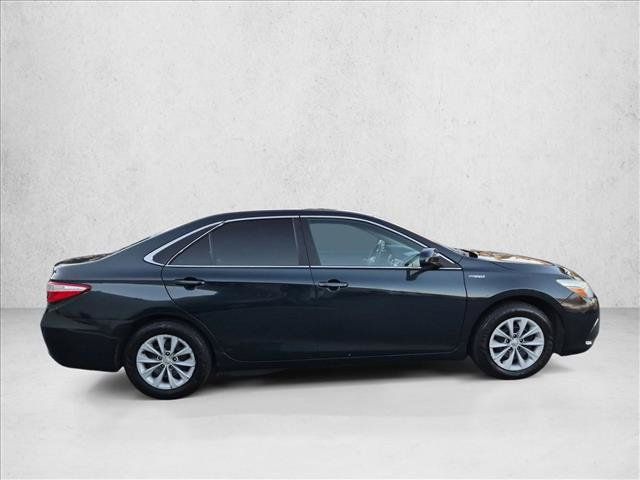 Used 2016 Toyota Camry LE FWD image 4