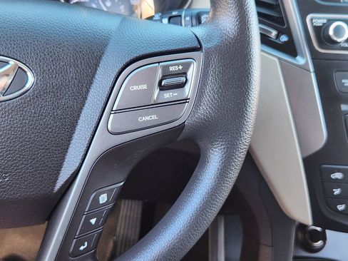 Used 2018 Hyundai Santa Fe Sport image 31