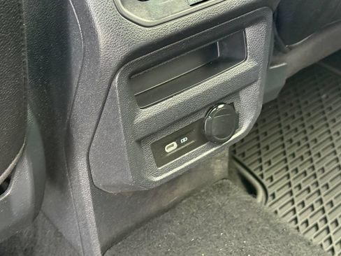 Used 2023 Volkswagen Tiguan SEL R-Line AWD/4WD image 29
