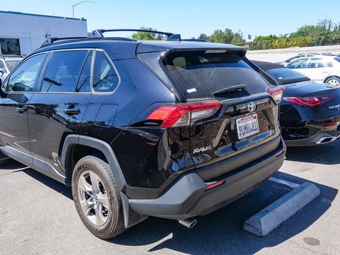 Used 2025 Toyota RAV4 LE image 19