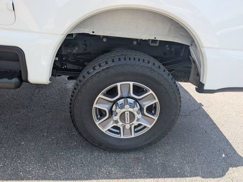 Used 2024 Ford F350 Lariat AWD/4WD image 25