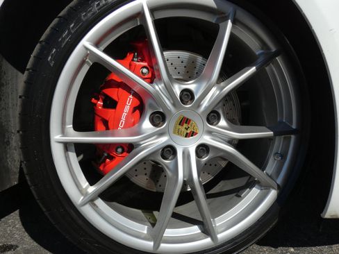 Used 2017 Porsche 718 Boxster S image 19