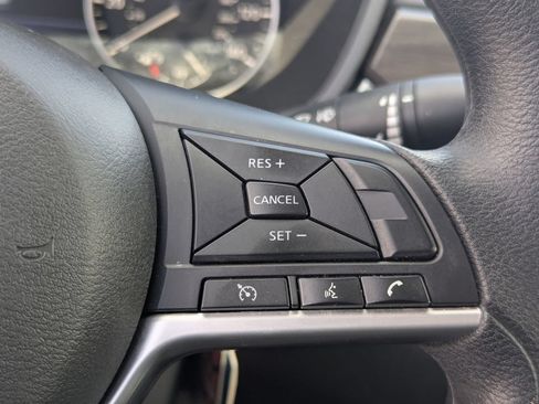 Used 2024 Nissan Altima 2.5 SV FWD image 18