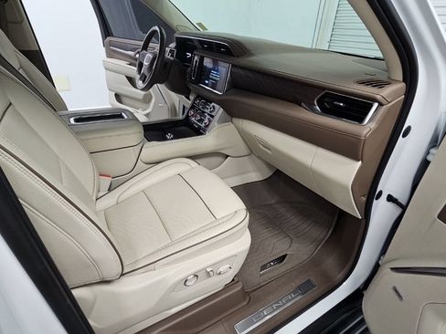 Certified 2023 GMC Yukon XL Denali w/ Denali Reserve Package RWD image 44