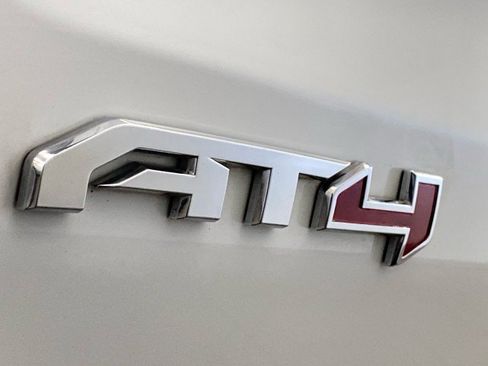 Used 2020 GMC Sierra 1500 AT4 w/ AT4 Premium Package AWD/4WD image 14