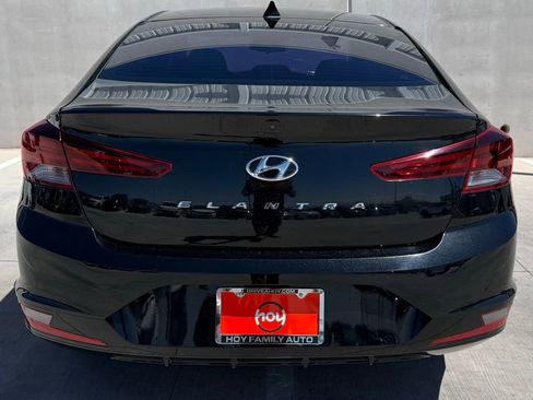 Used 2020 Hyundai Elantra Value Edition w/ Cargo Package (C1) image 4