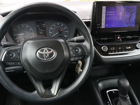 Used 2024 Toyota Corolla LE FWD image 15