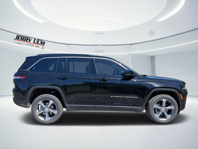 New 2026 Jeep Grand Cherokee Limited AWD/4WD image 2