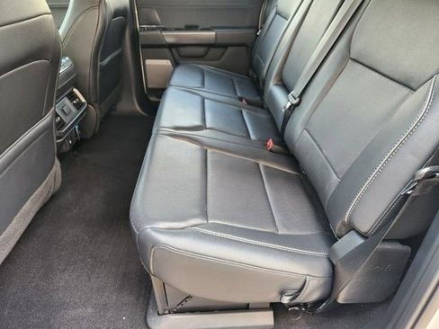 Used 2025 Ford F150 Lariat w/ Equipment Group 501A Mid image 30