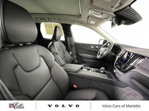 Certified 2025 Volvo XC60 B5 Core w/ Climate Package image 26