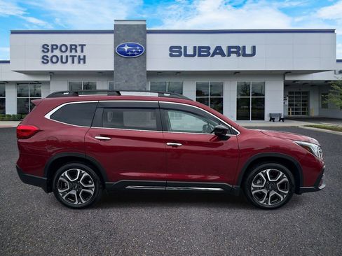 Used 2024 Subaru Ascent Touring w/ Popular Package #2 AWD/4WD image 2