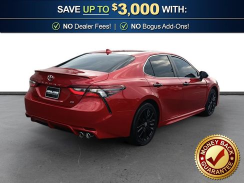 Used 2023 Toyota Camry SE FWD image 7