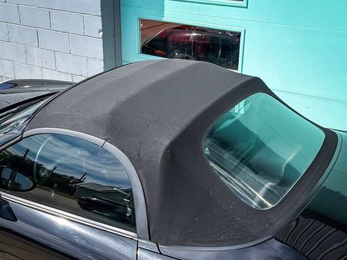 Used 2000 Porsche Boxster RWD image 9
